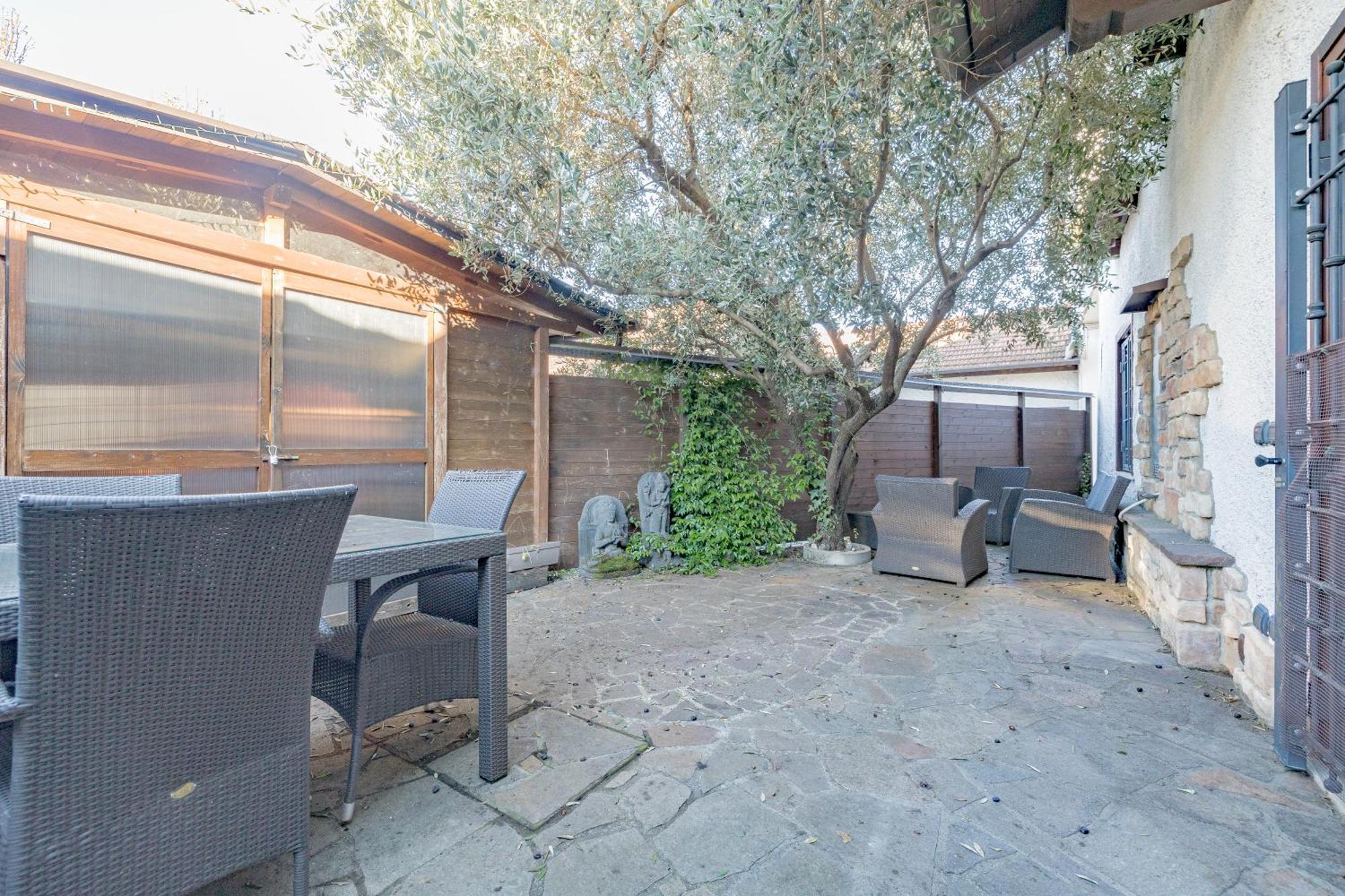 Villa Malpensa Jacuzzi House Ferno Exterior foto
